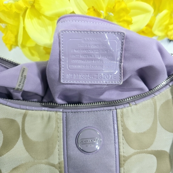 Coach signature tan and lilac purse - Picture 7 of 15